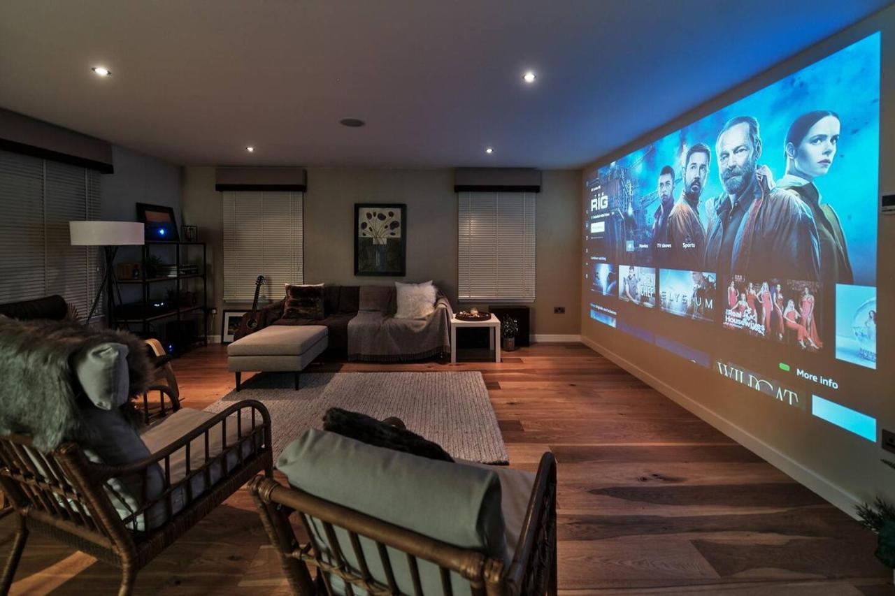 The Steadings, Aviemore Luxury 5 Star Rated 3 Bed With Home Cinema Garden And Parking Eksteriør billede